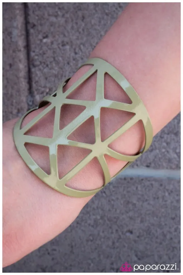 Paparazzi Bracelet A Force To Be Reckoned With Green Paparazzi Jewelry Bracelets