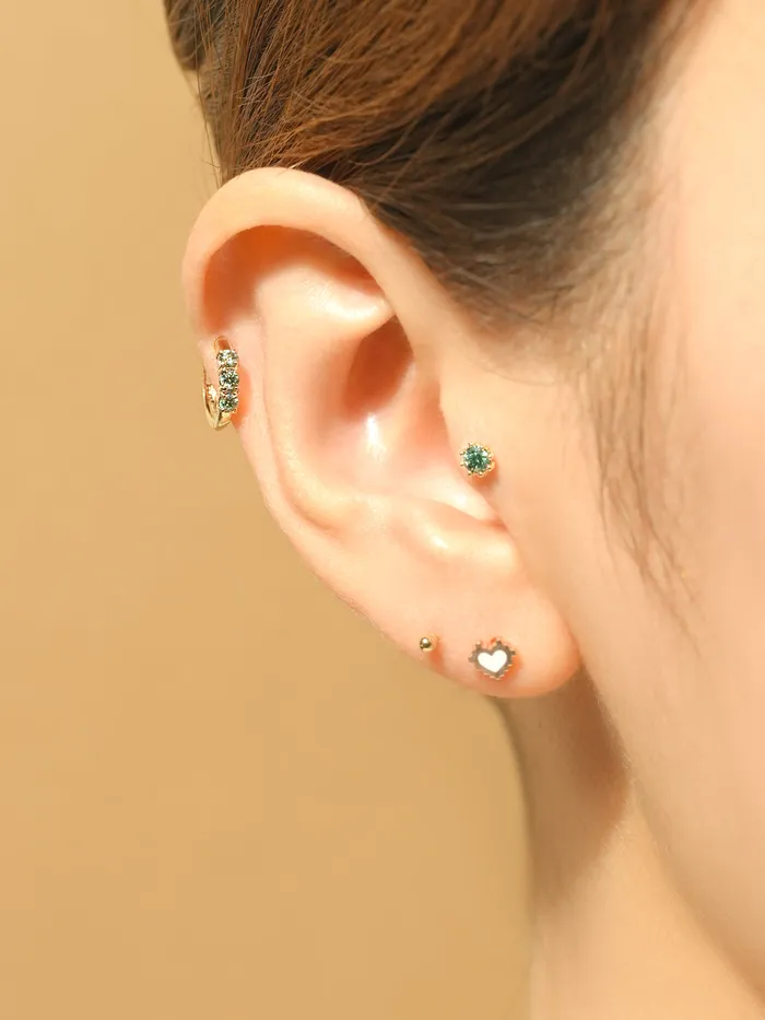 PreStyled Sets MinimalBijoux 14K Gold Moissanite Dia Queen Internally Threaded Labret Piercing 20G18G16G